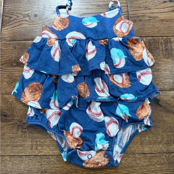 Posh Peanut Other - Posh Peanut Baseball Ruffle Bubble Size 12-18 Month